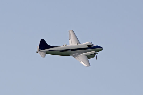 De Havilland D.H. 104 Dove