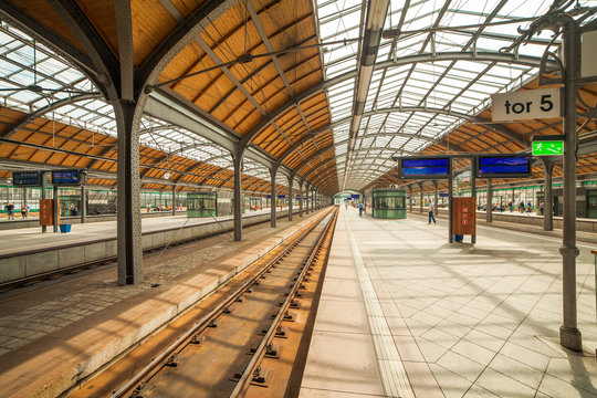 Fototapeta wroclaw railway station