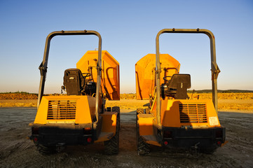 Kipper auf einer Baustelle