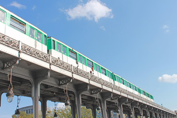 Paris pont Birakheim