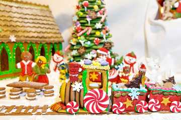 Fototapeta na wymiar Gingerbread Christmas decoration