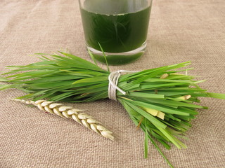 Frischer Weizengrassaft