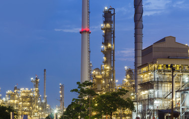 Obraz premium oil plant factory, industry