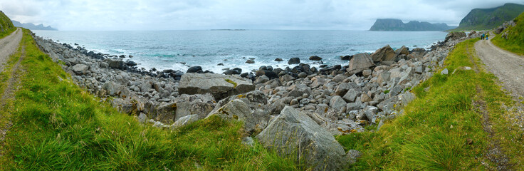 Fototapeta na wymiar Haukland beach panorama (Norway, Lofoten).