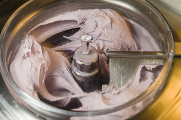 Ice cream preparation