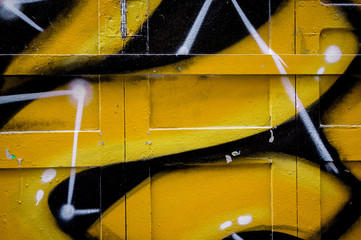 Graffiti jaune