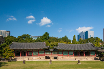 Fototapeta na wymiar Deoksogung Palace