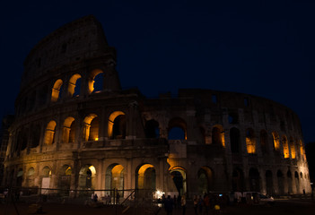Fototapeta na wymiar Roman Colosseum at Night
