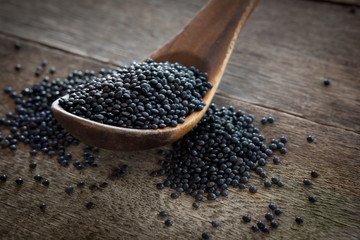 Black lentils