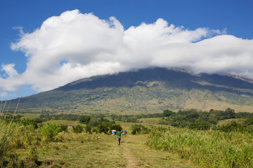Fototapeta na wymiar Path on Rinjani volcano, Lombok, Indonesia
