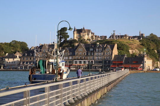 cancale de la jet&eacute; de la fen&ecirc;tre