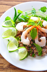 Thai spicy pork and shtimp salad