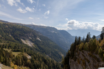 Fototapeta na wymiar Zeuzier, Montagne, Nuage, Valais, Suisse