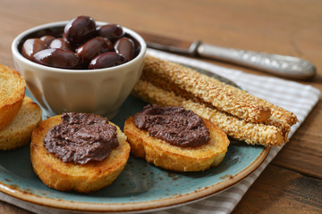 Bread with olive pate
