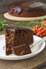 Шоколадный кекс с темным пивом