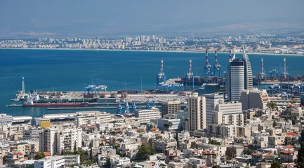 Zelfklevend Fotobehang View of the city and the port of Haifa in Israel © allegro60