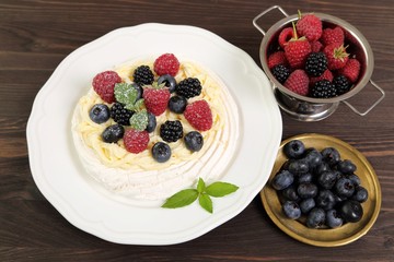 Fruit dessert