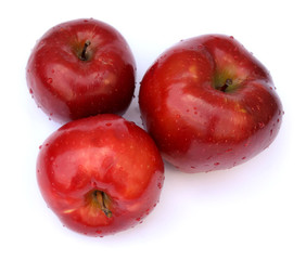 three apples Red Delicious