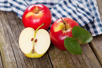 Fresh red apples