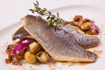 Нerring with mushrooms, chanterelle and red onion