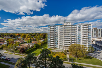 Fototapeta na wymiar Apartments buildings Toronto view