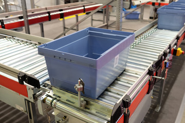 automatic conveyor