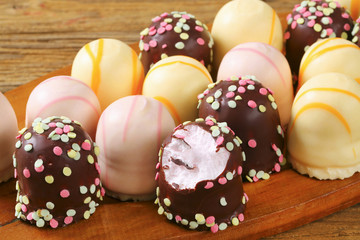 Marshmallow teacakes