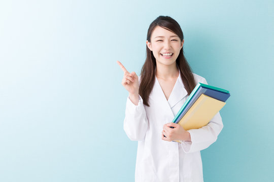 64 047 Best 白衣 Images Stock Photos Vectors Adobe Stock