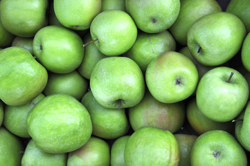 Green apples