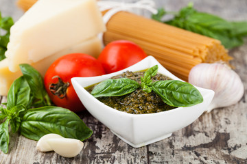 Basil pesto sauce