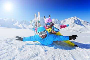 Skiing, winter, snow - family enjoying winter vacation