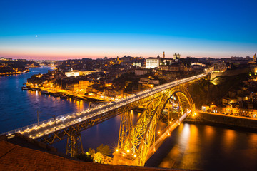 Fototapeta na wymiar Dom Luiz bridge in Porto Portugal