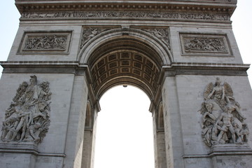 Fototapeta na wymiar parigi-arco di trionfo