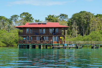 Obraz premium Caribbean hotel over water with solar panel Panama