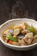 煮物　Cooking of simmered vegetable and chicken