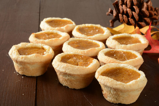 Mini Pumpkin Dessert Tarts