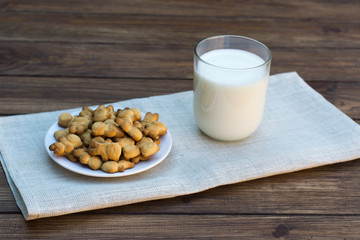 milk and cookies