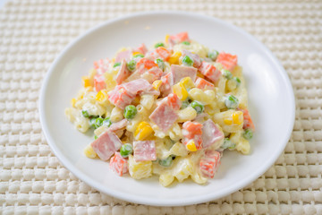 Pasta salad with ham And a variety of vegetables