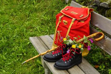Rucksack, Wanderstiefel, Stock