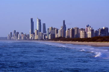 Naklejka premium Surfers Paradise Skyline -Queensland Australia