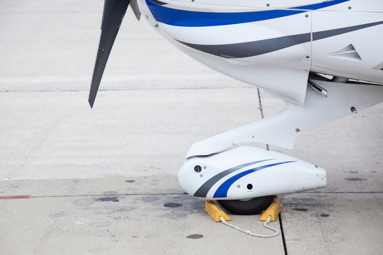 landing gear of a small airplane