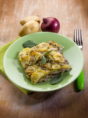 cake with potatoes and onions