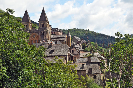Il villaggio di Conques, Aveyron - Francia