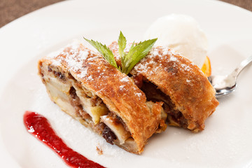 Apple strudel