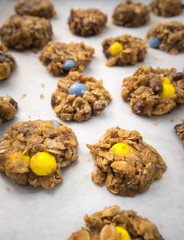 unbaked cookies on baking tray