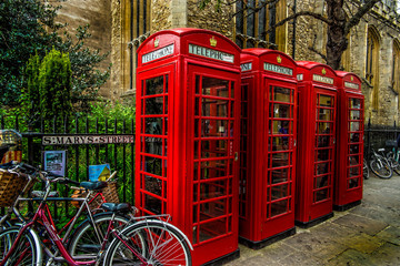 Fototapeta na wymiar Telephone box/Cambridge