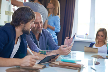 Obraz premium Checking data