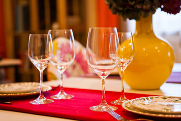 Сервированный стол / Decorated table