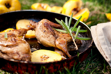 Roasted quails with quince