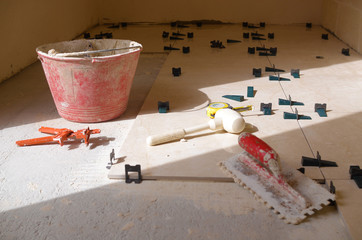 cantiere  edile- piastrellista